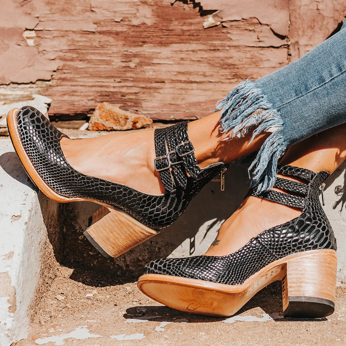 Women’s Casual Shoes | Modern Shape
